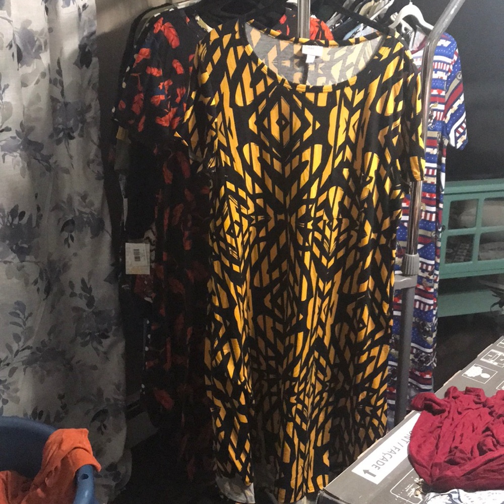 Lularoe Carly